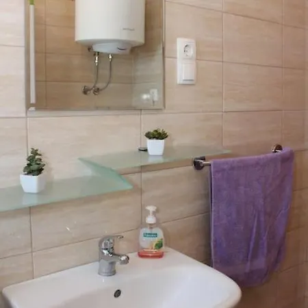 Apartment Apartman Nebo Kali *