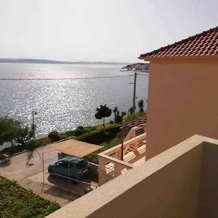 Apartman Nebo Kali *