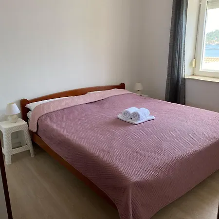 Nebo Lägenhet